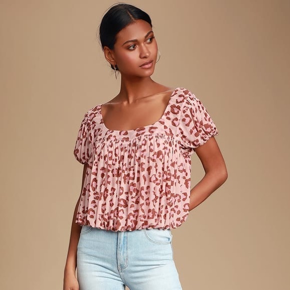 Free People Tops - Free People Megs Cheetah
Print Top Size M